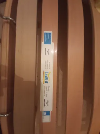 Camas articuladas amarillas