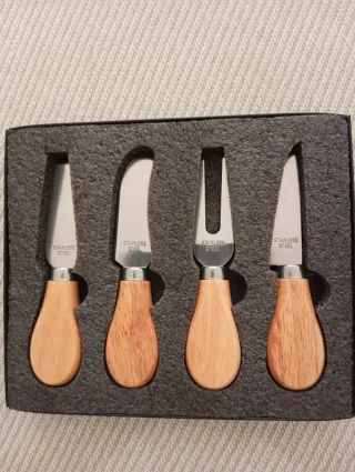 Juego 4 Cuchillos Queso Madera Acero Inox