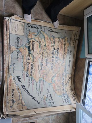 Lote 3 mapas continentes + planisferio + España