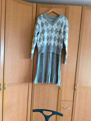 Conjunto Falda y Jersey Argyle Gris