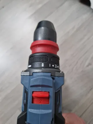 Taladro Atornillador BRUSHLESS 21V + 2 Baterías