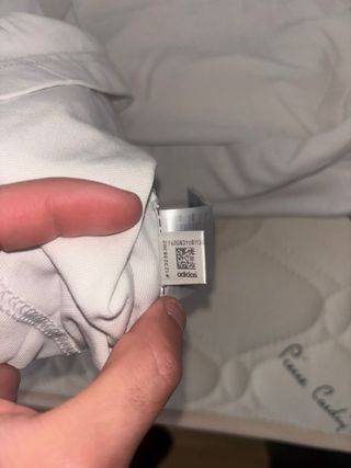 Camiseta Adidas LGTBI Talla L