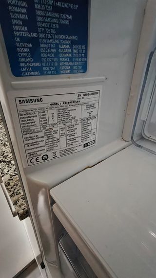 Frigorífico Samsung plateado