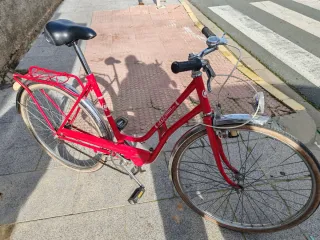 Bicicleta BH Roja Clásica