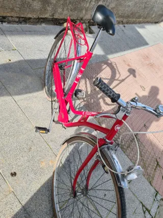 Bicicleta BH Roja Clásica