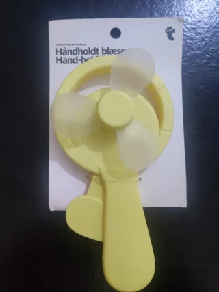 Ventilatore portatile giallo