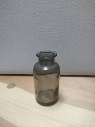 12 Jarrones Ikea. 10 cm 6 grises  6 rosas