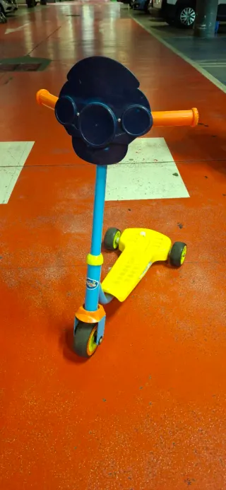 Patinete infantil 3 ruedas amarillo y azul