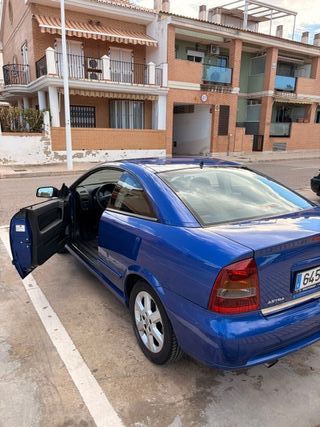 Opel Astra 2004