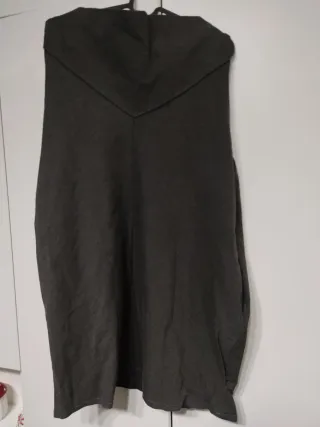 Vestito smanicato tessuto elasticizzato