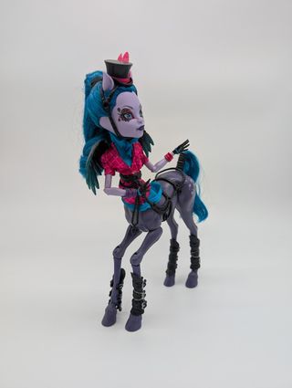 Avea Trotter - Monster High