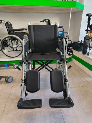 Alquiler silla de ruedas eléctrica,scooter,grúa