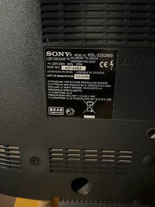 Sony BRAVIA 32 KDL-32S2000 TV