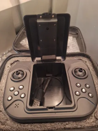 Drone con mando y maletín