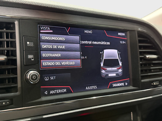 DESDE 275€ AL MES SIN ENTRADA SEAT LEON AZUL NOCHE