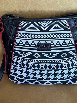 Bolso étnico negro y blanco