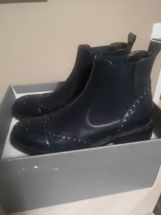 Stivaletti bassi blue con borchiette argento