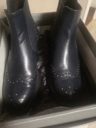 Stivaletti bassi blue con borchiette argento