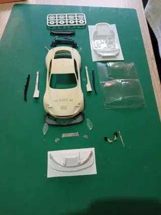 Carrocería AM DBR9 Black Arrow