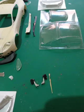 Carrocería AM DBR9 Black Arrow