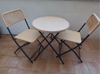 Mesa y 2 Sillas Exterior Rattan Plegables