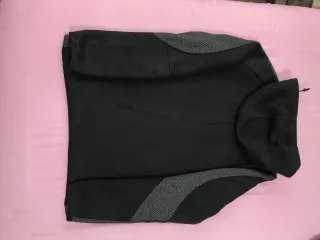 Chaqueta Puma Negra con Capucha