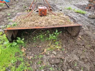 Desbrozadora forestal  1.8 de trabajo