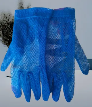 Guanti a rete blu