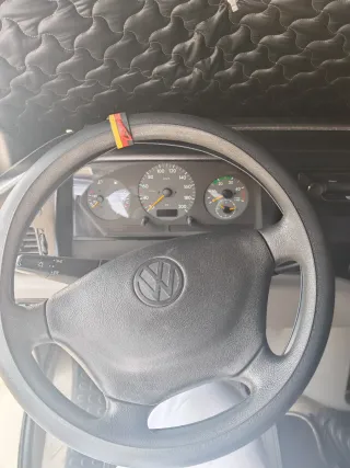 Volkswagen LT35 2004