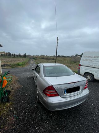 Mercedes-Benz C200 2004