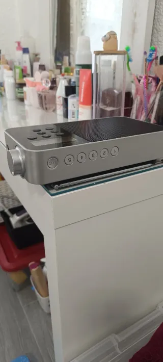 Radio Portátil Sony Plata y Negro