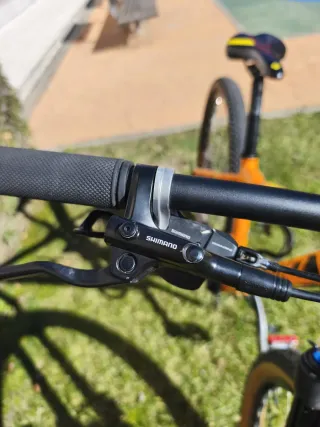 Bicicleta de Montaña Naranja