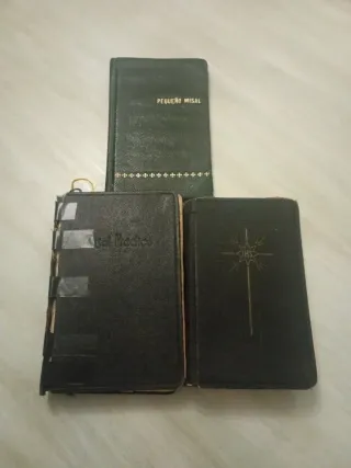 Tres antiguos misales 1949 ,1950, 1964