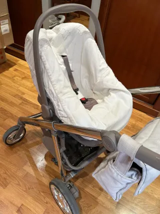 Carro Bebecar Hip-Hop