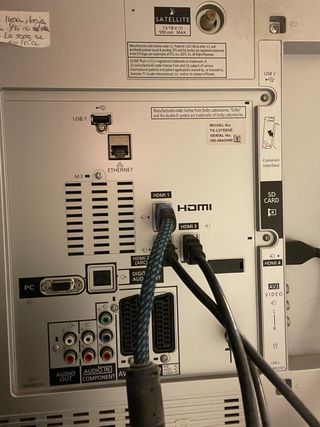 Televisor Panasonic Negro/Gris TX-L37D25E LED 37”