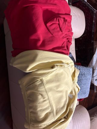 Felpe Nike Rosse e Gialle