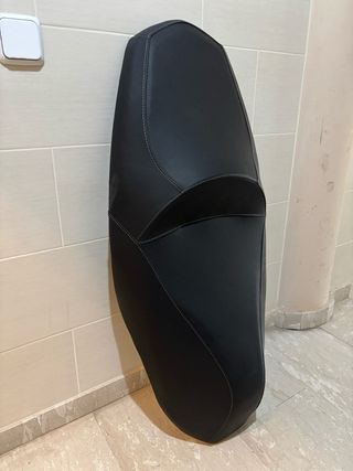 Asiento Moto Scooter Mitt 125 GTS
