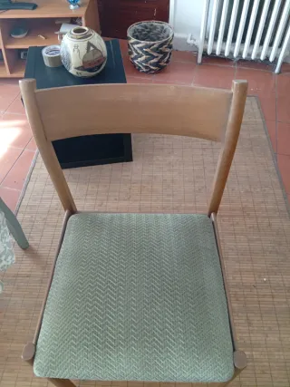 Silla vintage madera y tela estilo escandinavo