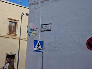 Local comercial en venta en La Banda - Campo de Fútbol en Chiclana de la Frontera