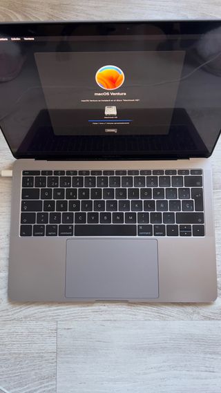 MacBook Pro 13 2017 + Accesorios