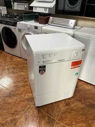 ️ **SECADORA CONDENSACIÓN HOTPOINT AQUARIUS - 8KG*