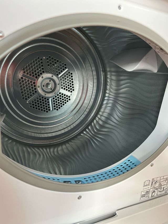 ️ **SECADORA CONDENSACIÓN HOTPOINT AQUARIUS - 8KG*