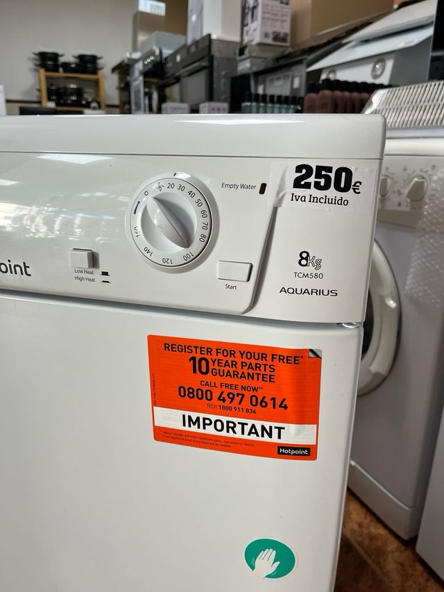 ️ **SECADORA CONDENSACIÓN HOTPOINT AQUARIUS - 8KG*