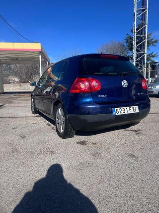 Volkswagen Golf 2005
