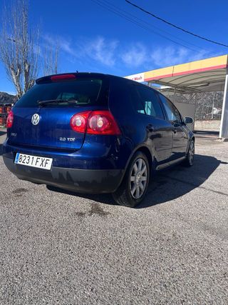 Volkswagen Golf 2005