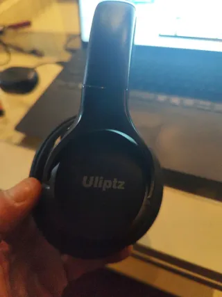 Auriculares Negros marca Uliptz