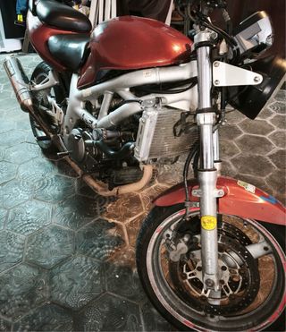 Suzuki SV650 A2