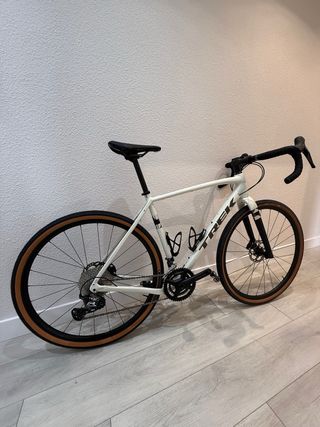 Bicicleta Gravel Trek Checkpoint ALR 5