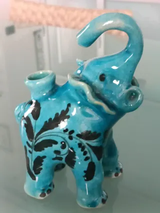 Originale elefantino turchese in ceramica