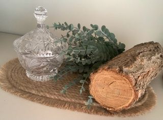 Bombonera de cristal tallado con tapa